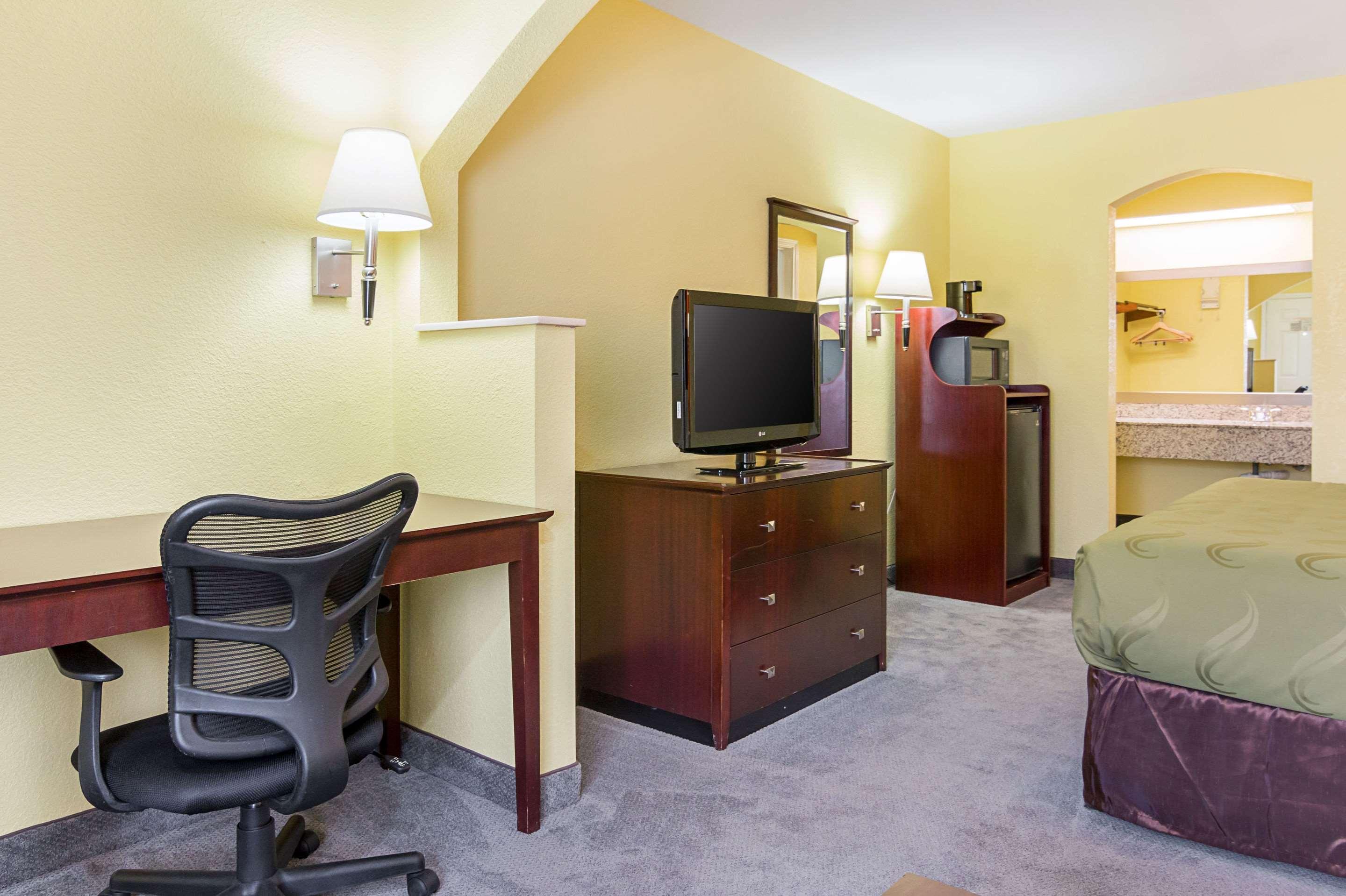Quality Hotel Carthage